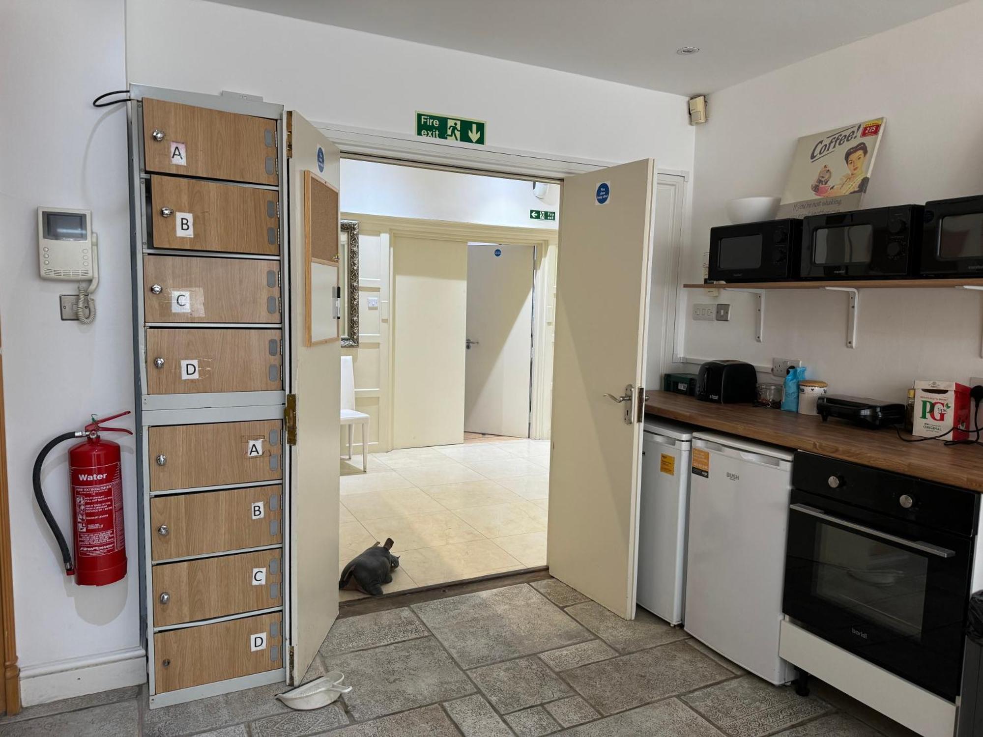 365 London Hostel Εξωτερικό φωτογραφία