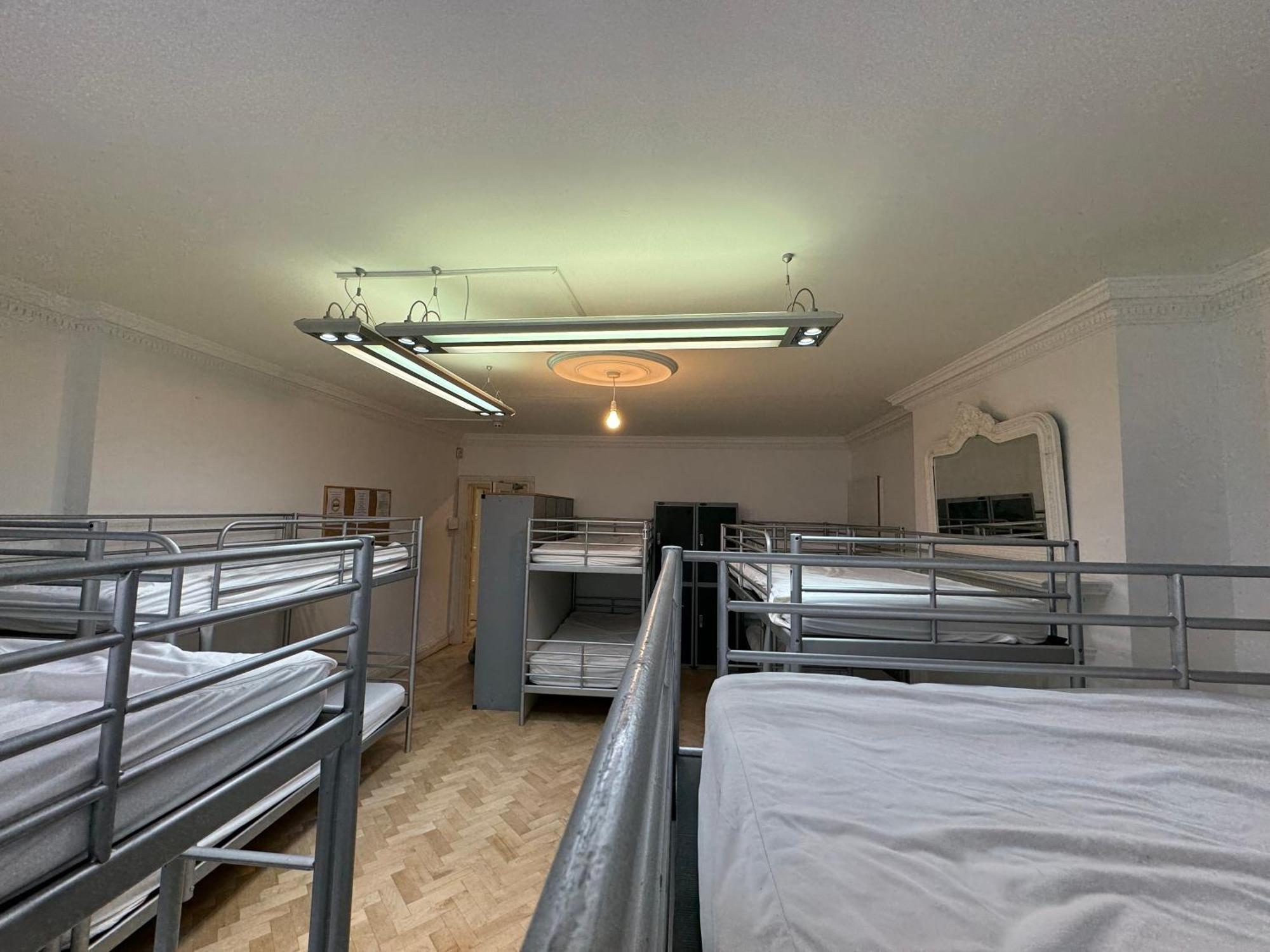 365 London Hostel Εξωτερικό φωτογραφία