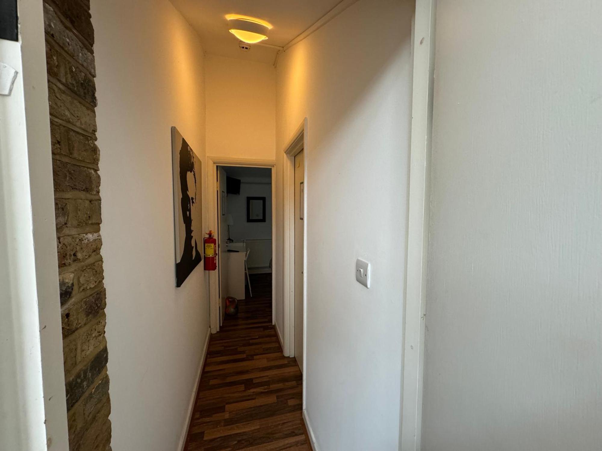 365 London Hostel Εξωτερικό φωτογραφία
