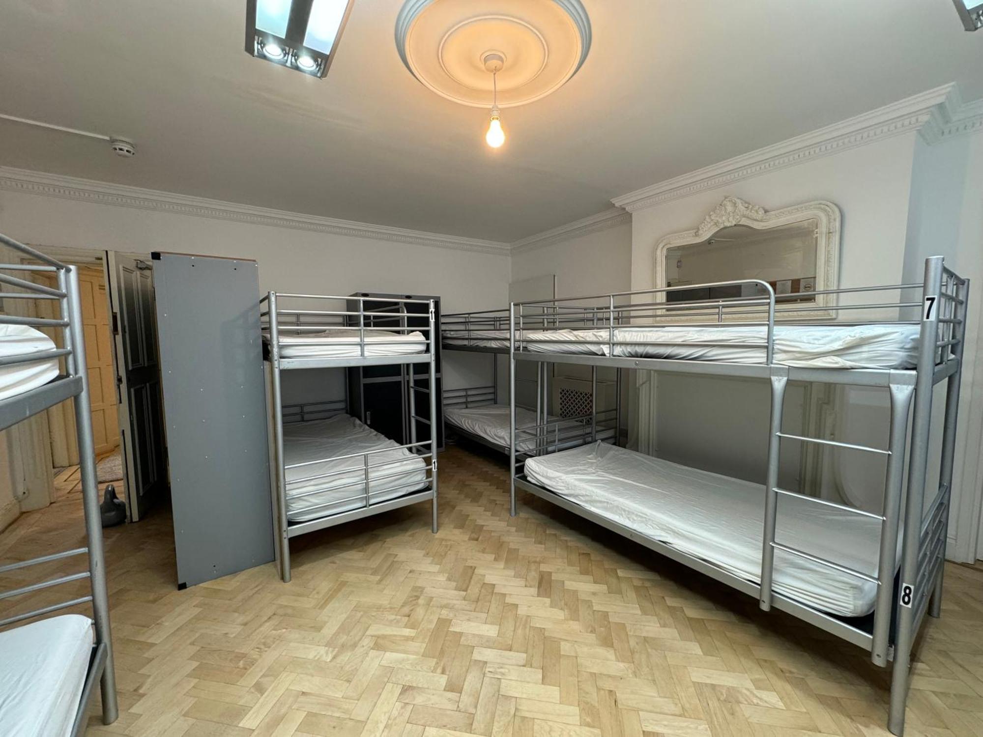 365 London Hostel Εξωτερικό φωτογραφία